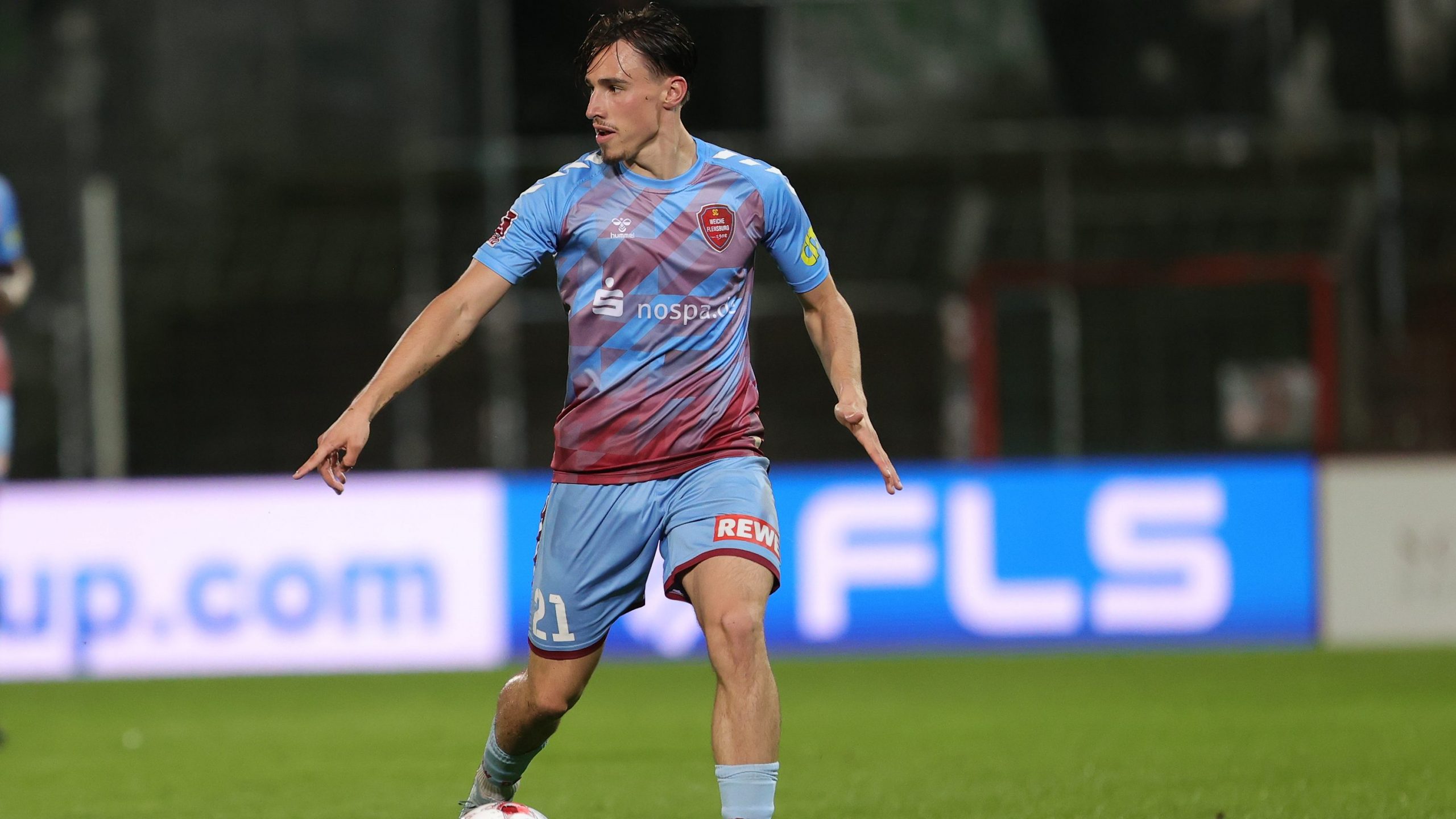 VWk 4063-scaled-aspect-ratio-16-9 VWk 4063-scaled-aspect-ratio-16-9