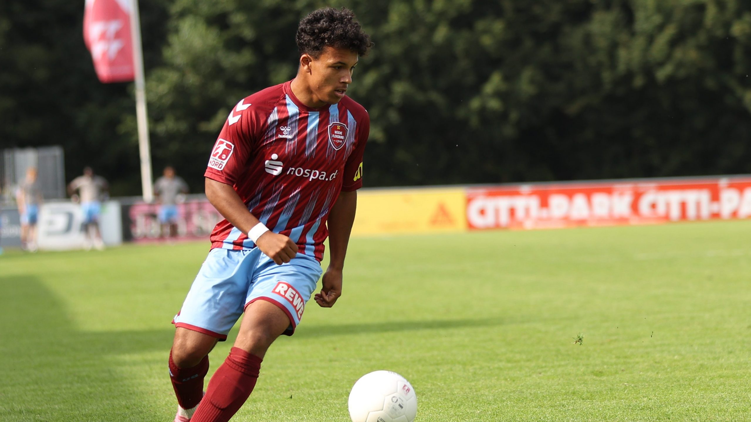 WTK 8105-scaled-aspect-ratio-16-9